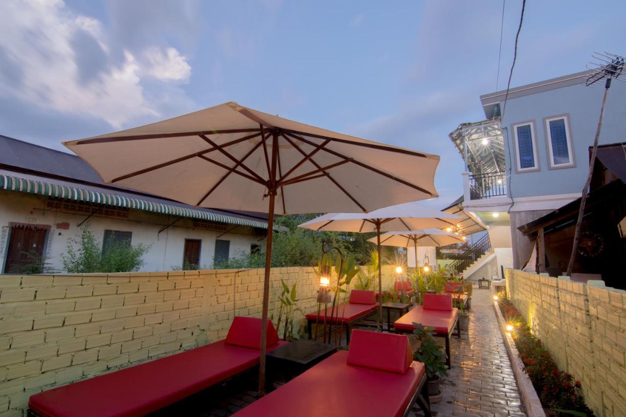 Relax Resort Angkor Villa Siem Reap Extérieur photo